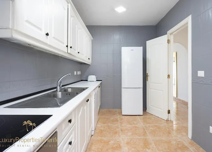 Yulian * Costa Adeje (Tenerife)