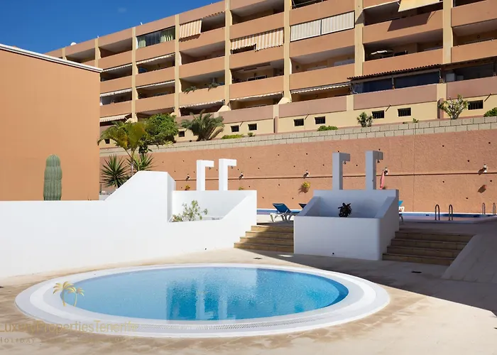 Yulian Costa Adeje (Tenerife)