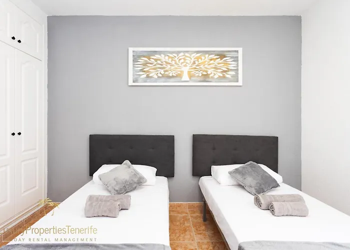 Yulian בית נופש אדחה